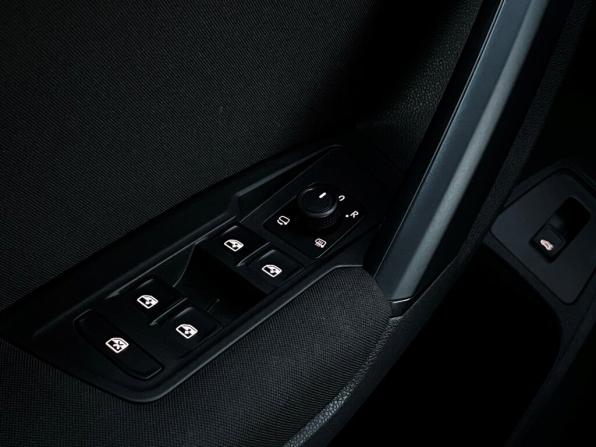 Volkswagen Tiguan II с пробегом 2019 года, цена 1 896 300 рублей, 164422 км, внедорожник, Автокод Объявления