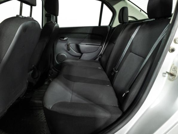 Renault Logan II с пробегом 2016 года, цена 549 777 рублей, 199000 км, седан, Автокод Объявления