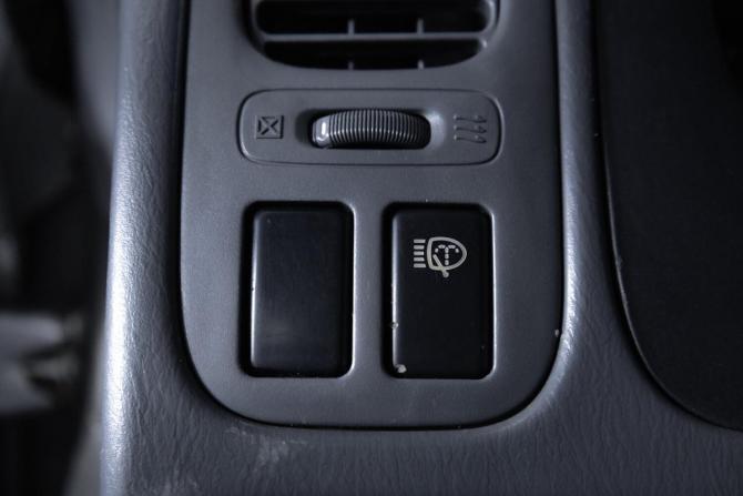 Nissan NP300 с пробегом 2009 года, цена 699 000 рублей, 349162 км, пикап, Автокод Объявления