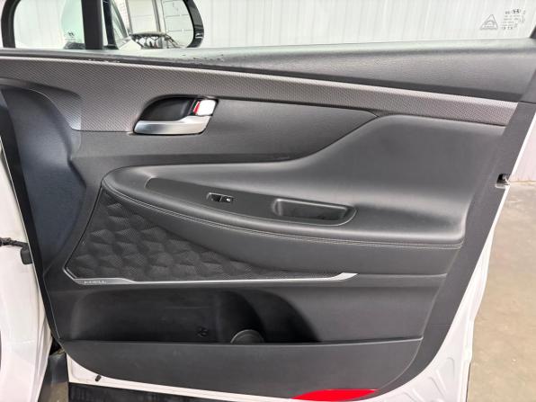 Hyundai Santa Fe IV с пробегом 2018 года, цена 2 747 000 рублей, 202135 км, внедорожник, Автокод Объявления