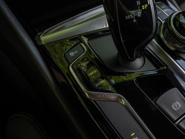 BMW 5 серии VII (G30/G31/G38) с пробегом 2017 года, цена 2 850 000 рублей, 153391 км, седан, Автокод Объявления