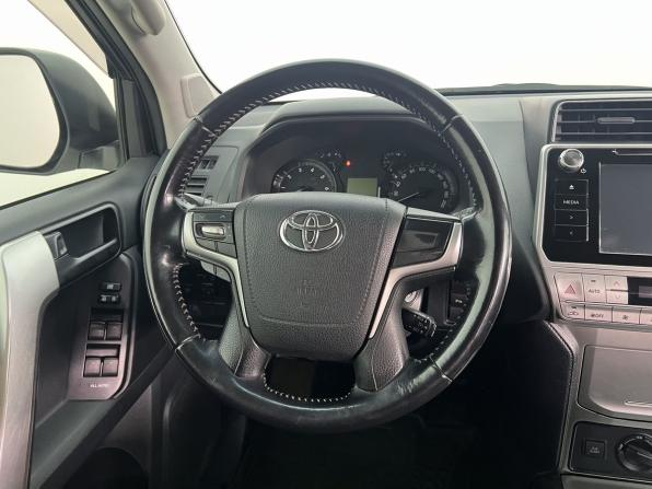 Toyota Land Cruiser Prado 150 Series Рестайлинг 2 с пробегом 2019 года, цена 4 600 000 рублей, 81400 км, внедорожник, Автокод Объявления
