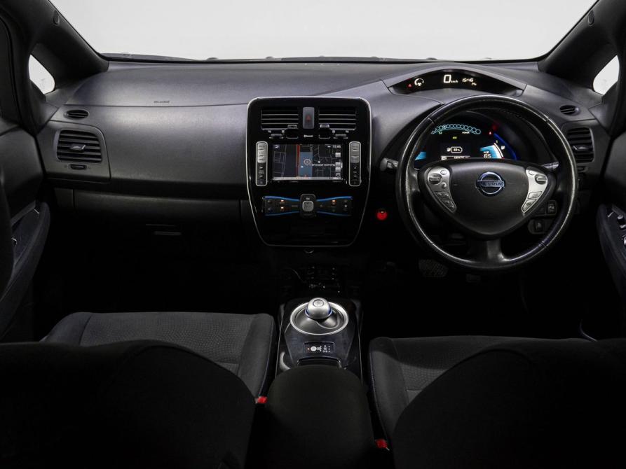 Nissan Leaf I (ZE0/AZE0) Тюмень  - изображение 17
