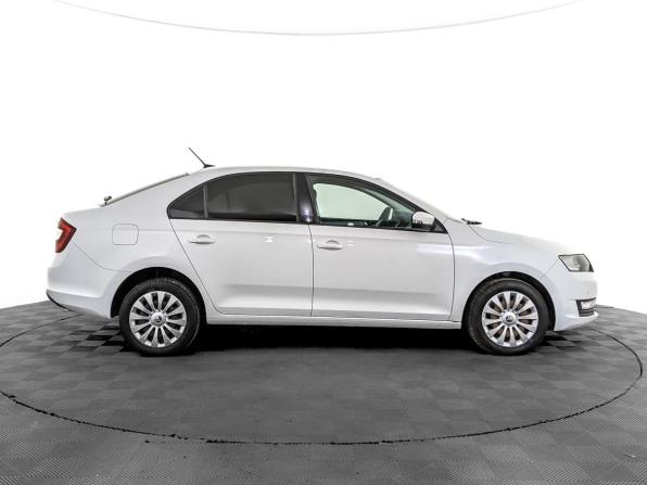 Skoda Rapid I Рестайлинг с пробегом 2019 года, цена 1 100 000 рублей, 199977 км, лифтбек, Автокод Объявления