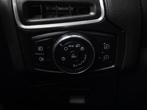 Ford Focus III с пробегом 2012 года, цена 890 000 рублей, 208683 км, седан, Автокод Объявления