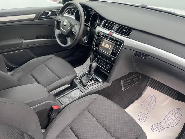 Skoda Superb II с пробегом 2012 года, цена 1 030 000 рублей, 280832 км, лифтбек, Автокод Объявления