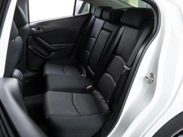 Mazda 3 III (BM) с пробегом 2014 года, цена 1 270 000 рублей, 132482 км, седан, Автокод Объявления