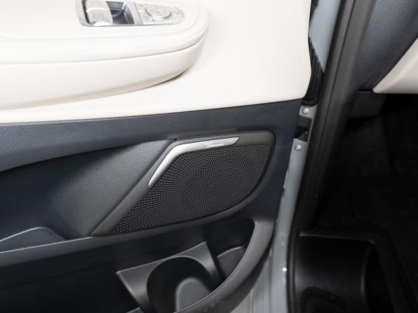 Mercedes-Benz V-Класс III (W447) Рестайлинг 2 с пробегом 2025 года, цена 13 790 000 рублей, 29 км, минивэн, Автокод Объявления