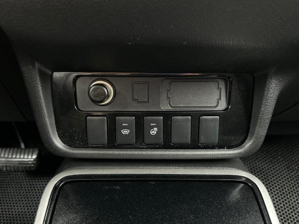 Mitsubishi Outlander III Рестайлинг 2 с пробегом 2018 года, цена 1 990 000 рублей, 106000 км, внедорожник, Автокод Объявления
