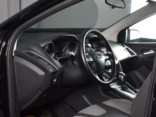 Ford Focus III с пробегом 2012 года, цена 664 995 рублей, 171381 км, седан, Автокод Объявления