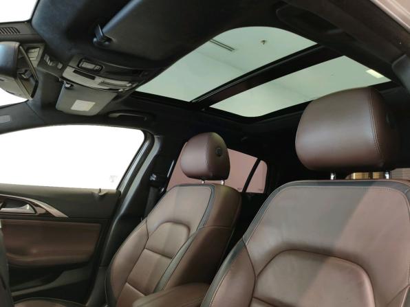 Infiniti Q30 с пробегом 2016 года, цена 1 649 000 рублей, 93428 км, хэтчбек, Автокод Объявления