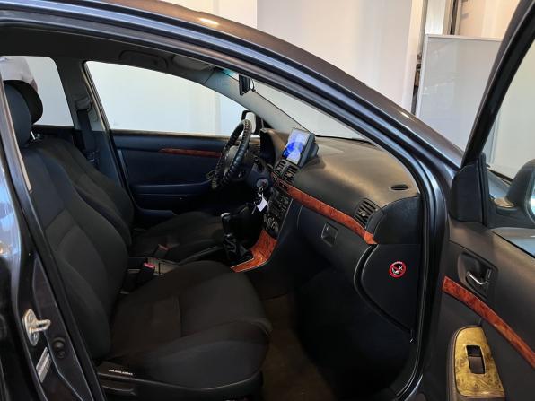 Toyota Avensis II Рестайлинг с пробегом 2008 года, цена 835 000 рублей, 236280 км, седан, Автокод Объявления