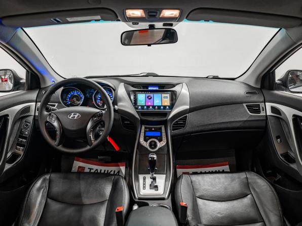 Hyundai Avante V с пробегом 2011 года, цена 1 050 000 рублей, 115267 км, седан, Автокод Объявления