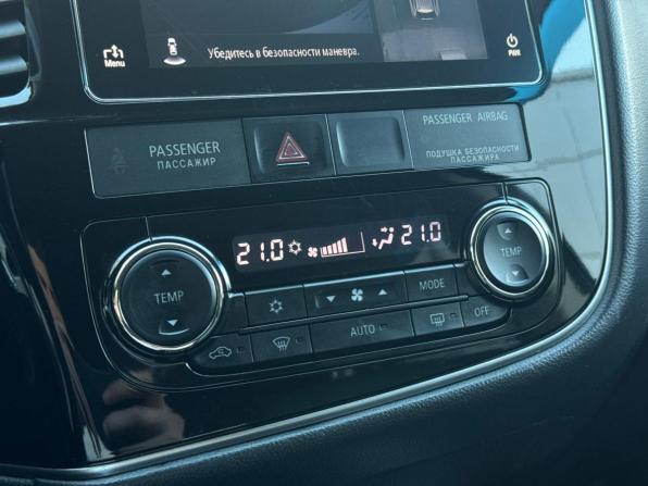Mitsubishi Outlander III Рестайлинг 2 с пробегом 2018 года, цена 2 250 000 рублей, 117608 км, внедорожник, Автокод Объявления