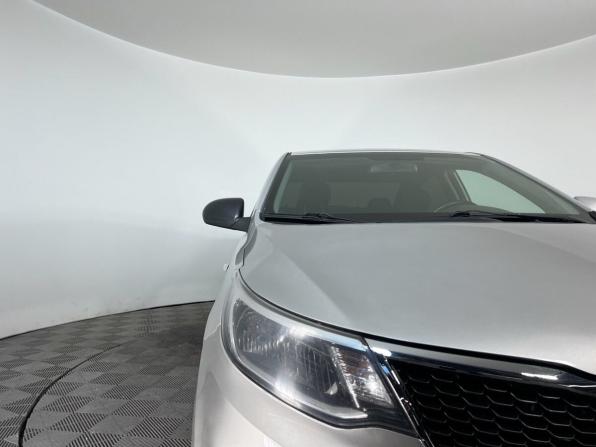 Kia Rio III Рестайлинг с пробегом 2016 года, цена 875 000 рублей, 190000 км, седан, Автокод Объявления