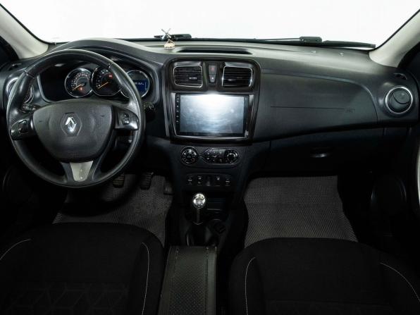 Renault Sandero II с пробегом 2016 года, цена 840 000 рублей, 89150 км, хэтчбек, Автокод Объявления