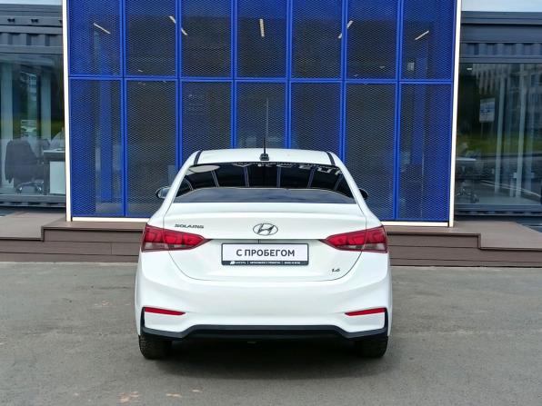 Hyundai Solaris II с пробегом 2018 года, цена 599 000 рублей, 400000 км, седан, Автокод Объявления
