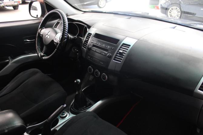 Mitsubishi Outlander II с пробегом 2008 года, цена 1 018 000 рублей, 294000 км, внедорожник, Автокод Объявления