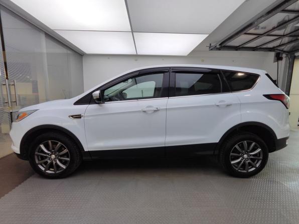 Ford Kuga II Рестайлинг с пробегом 2017 года, цена 1 520 000 рублей, 175000 км, внедорожник, Автокод Объявления