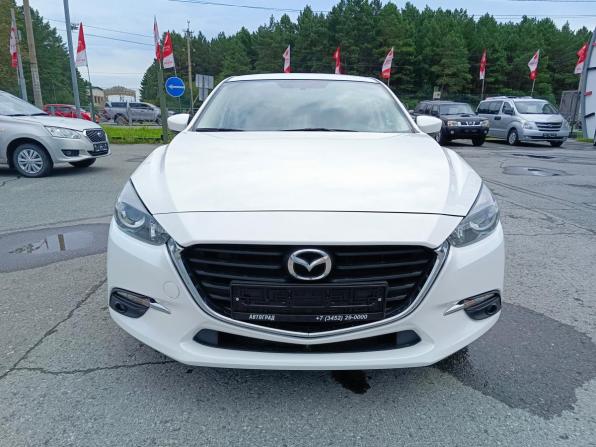 Mazda 3 III (BM) Рестайлинг с пробегом 2018 года, цена 1 329 995 рублей, 217002 км, седан, Автокод Объявления