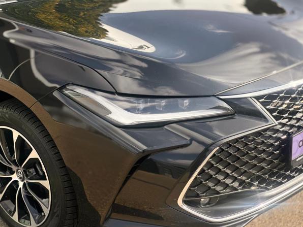 Toyota Avalon V с пробегом 2022 года, цена 3 340 000 рублей, 55547 км, седан, Автокод Объявления