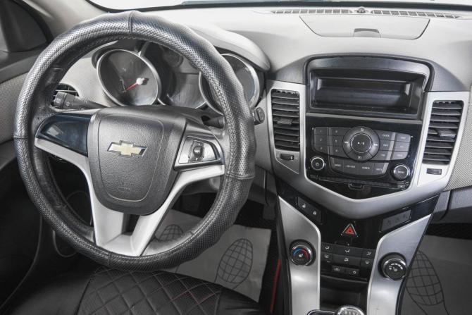 Chevrolet Cruze I с пробегом 2012 года, цена 649 000 рублей, 246000 км, хэтчбек, Автокод Объявления