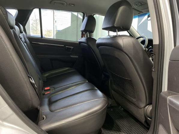 Hyundai Santa Fe II Рестайлинг с пробегом 2011 года, цена 1 249 900 рублей, 205000 км, внедорожник, Автокод Объявления