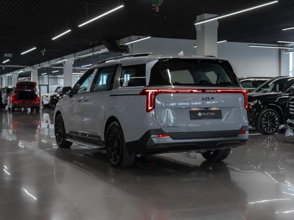 Kia Carnival IV Рестайлинг с пробегом 2026 года, цена 7 300 000 рублей, 20 км, минивэн, Автокод Объявления