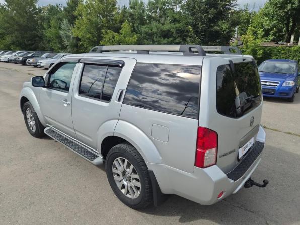 Nissan Pathfinder III Рестайлинг с пробегом 2010 года, цена 1 650 000 рублей, 363016 км, внедорожник, Автокод Объявления