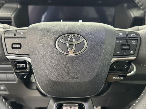 Toyota Camry IX (XV80) China Market с пробегом 2026 года, цена 4 360 000 рублей, 24 км, седан, Автокод Объявления