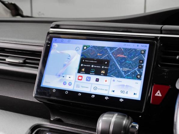 Honda Stepwgn V Рестайлинг с пробегом 2017 года, цена 2 399 000 рублей, 155728 км, минивэн, Автокод Объявления