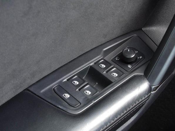 Volkswagen Tiguan II с пробегом 2019 года, цена 3 350 000 рублей, 114000 км, внедорожник, Автокод Объявления