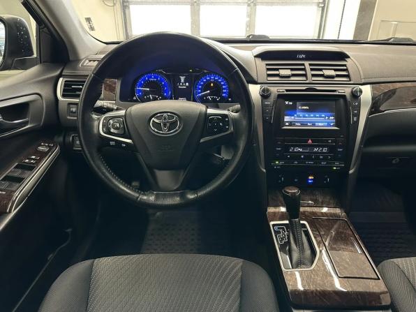 Toyota Camry VII (XV50) Рестайлинг с пробегом 2017 года, цена 1 910 000 рублей, 143498 км, седан, Автокод Объявления