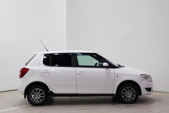 Skoda Fabia II Рестайлинг с пробегом 2011 года, цена 285 000 рублей, 346787 км, универсал, Автокод Объявления