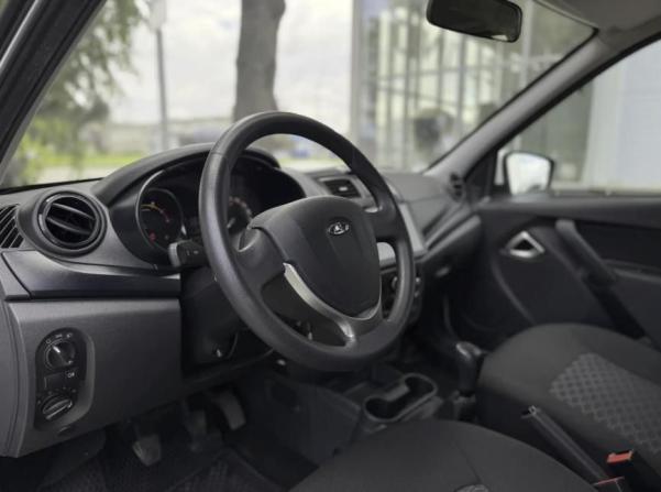 Lada (ВАЗ) Granta I Рестайлинг с пробегом 2023 года, цена 870 000 рублей, 49070 км, лифтбек, Автокод Объявления