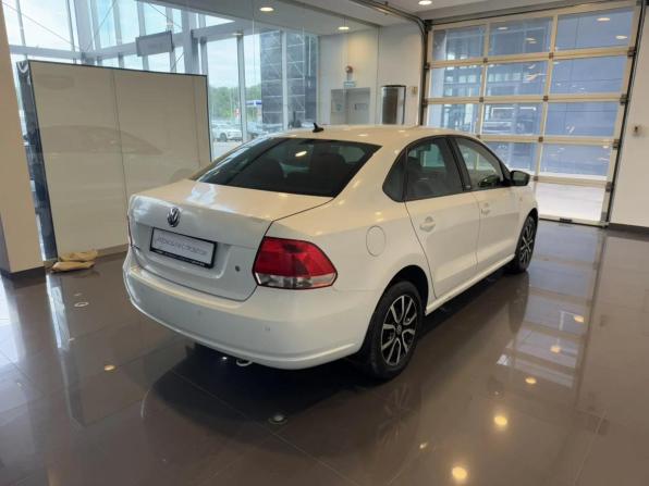 Volkswagen Polo V с пробегом 2014 года, цена 699 000 рублей, 266096 км, седан, Автокод Объявления
