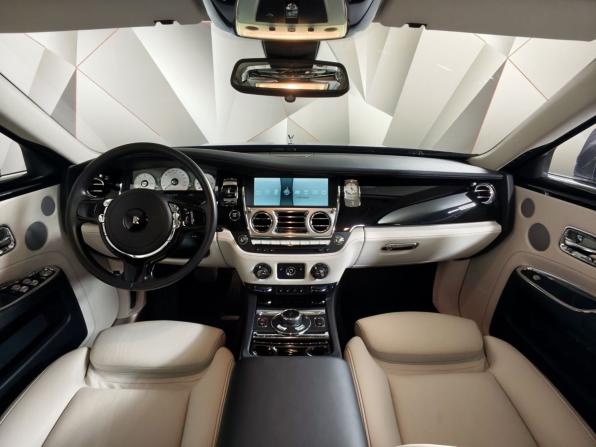 Rolls-Royce Ghost I Рестайлинг (Series II) с пробегом 2015 года, цена 14 995 000 рублей, 50716 км, седан, Автокод Объявления