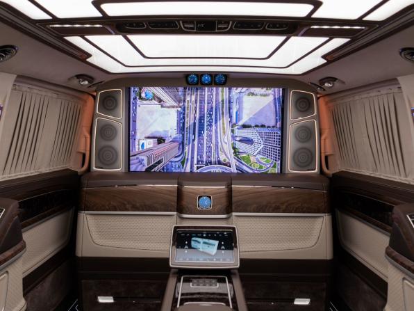 Mercedes-Benz V-Класс III (W447) Рестайлинг 2 с пробегом 2025 года, цена 46 500 000 рублей, 25 км, минивэн, Автокод Объявления