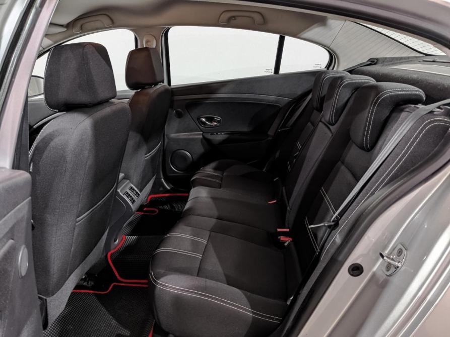 Renault Fluence I Рестайлинг Москва  - изображение 18