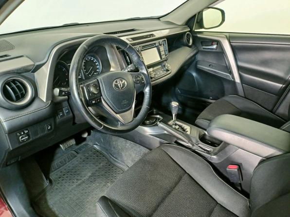 Toyota RAV4 IV (XA40) Рестайлинг с пробегом 2015 года, цена 2 015 000 рублей, 120000 км, внедорожник, Автокод Объявления