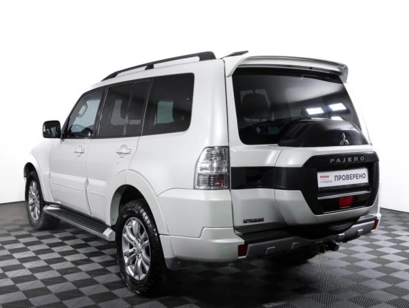 Mitsubishi Pajero IV Рестайлинг 2 с пробегом 2015 года, цена 2 690 000 рублей, 195814 км, внедорожник, Автокод Объявления