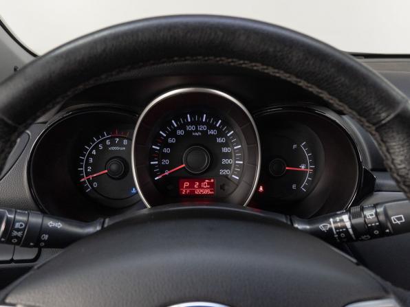 Kia Rio III с пробегом 2015 года, цена 1 050 000 рублей, 122589 км, хэтчбек, Автокод Объявления