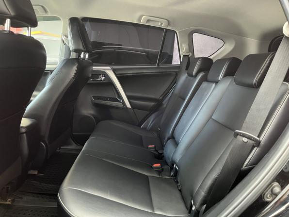Toyota RAV4 IV (XA40) Рестайлинг с пробегом 2017 года, цена 2 250 000 рублей, 171000 км, внедорожник, Автокод Объявления