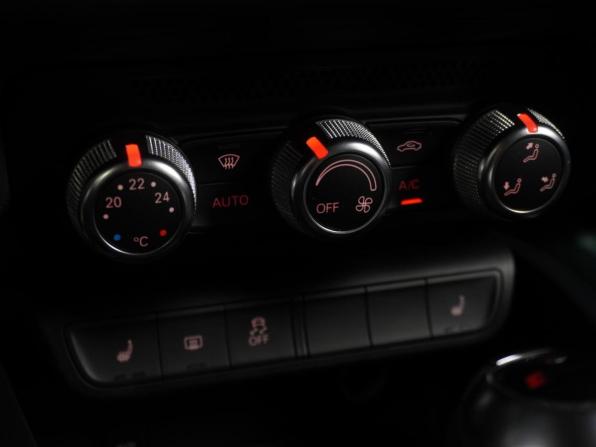 Audi A1 I (8X) с пробегом 2012 года, цена 1 169 000 рублей, 159351 км, хэтчбек, Автокод Объявления