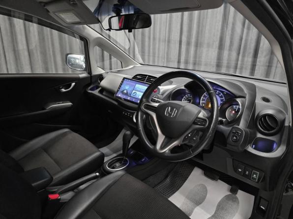 Honda Fit II с пробегом 2012 года, цена 949 000 рублей, 150000 км, хэтчбек, Автокод Объявления