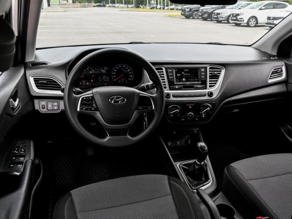 Hyundai Solaris II Рестайлинг с пробегом 2021 года, цена 1 105 000 рублей, 143410 км, седан, Автокод Объявления