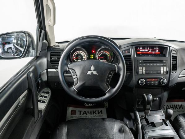 Mitsubishi Pajero IV Рестайлинг 1 с пробегом 2014 года, цена 2 300 500 рублей, 171459 км, внедорожник, Автокод Объявления