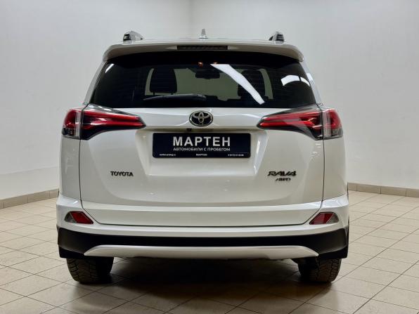 Toyota RAV4 IV (XA40) Рестайлинг с пробегом 2017 года, цена 2 395 000 рублей, 140863 км, внедорожник, Автокод Объявления
