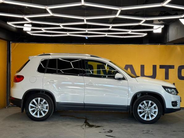 Volkswagen Tiguan I Рестайлинг с пробегом 2013 года, цена 1 499 000 рублей, 176352 км, внедорожник, Автокод Объявления