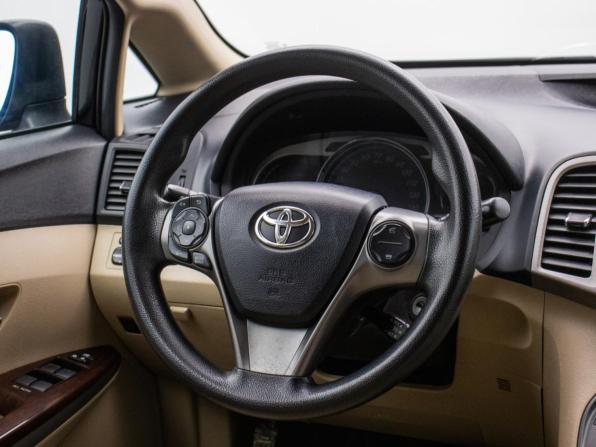 Toyota Venza I Рестайлинг с пробегом 2013 года, цена 1 745 000 рублей, 155323 км, внедорожник, Автокод Объявления